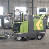 山东电动道路清扫车厂家销售纯电动（雾炮型）四轮道路清扫扫路车价格
